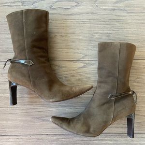 GIORGIO ARMANI luxury suede boots with patent tie accents - 8.5 - 38.5